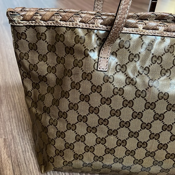 A54- 💯 % authentic Gucci shoulder bag - Picture 8 of 16